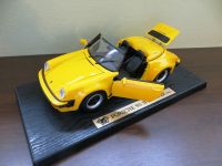 Porsche 911 Speedster 1989 gelb M1:18 Vitrinen-Modell Bayern - Cham Vorschau