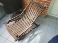 Zusammenklappbarer Liegestuhl aus dunklem FSC-zertifiziertem Holz Stuttgart - Stuttgart-West Vorschau