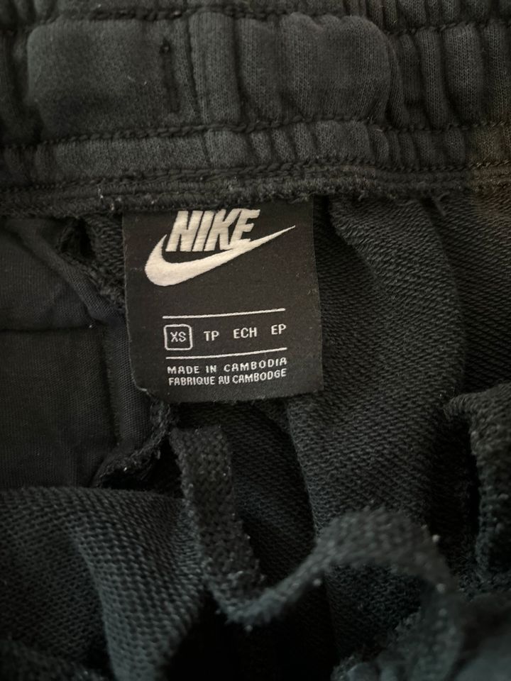 Nike Jogger in Kolitzheim