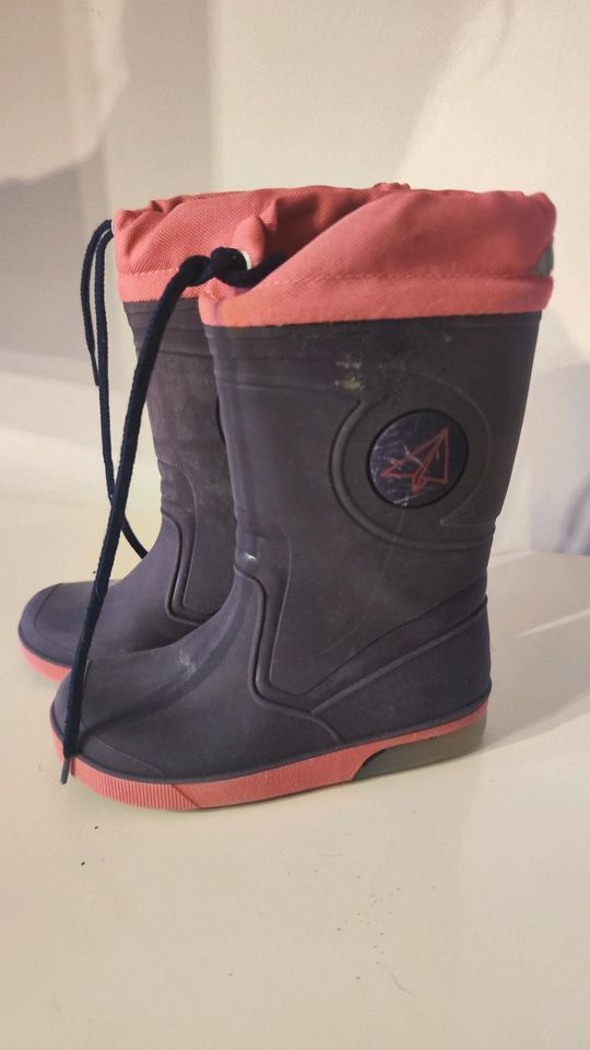 Gummistiefel Gr 26/27 pink Lila blinkende Sohle in Freimersheim(Alzey-Worms)