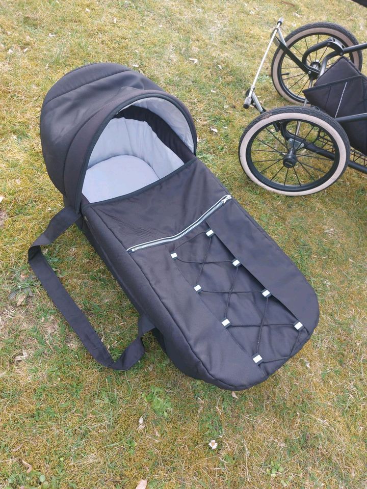 Dänischer Kinderwagen von Trille in Lüneburg