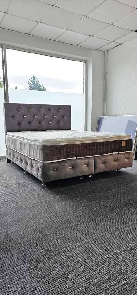 Boxspringbett 160x200 Ausstellung Stück  Direkt Erhältlich Neu in Oberhausen