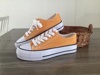 Sneaker in Orange, NEU und ungetragen, Größe 39 Saarland - Saarwellingen Vorschau
