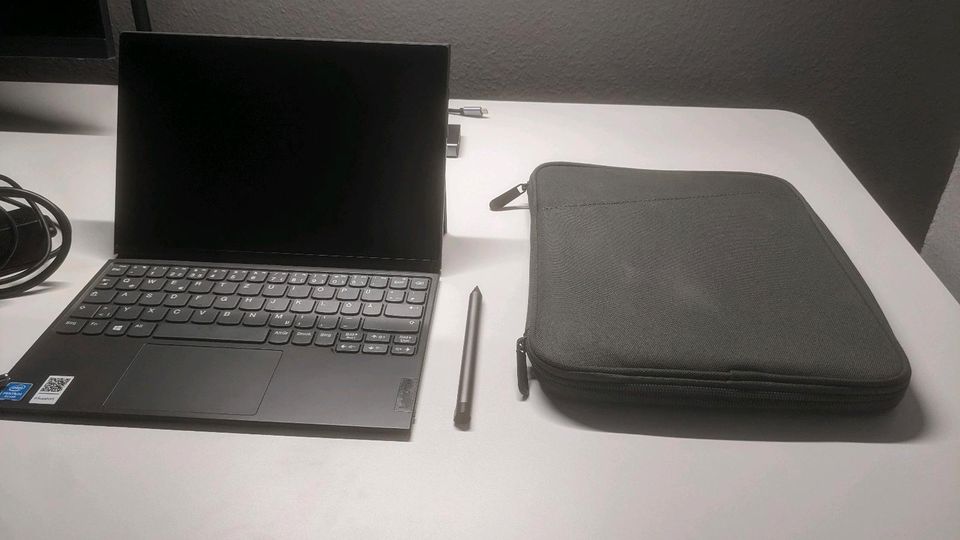 Lenovo IdeaPad Duet 3 10IGL5 - Tablet mit Stift in Nonnweiler