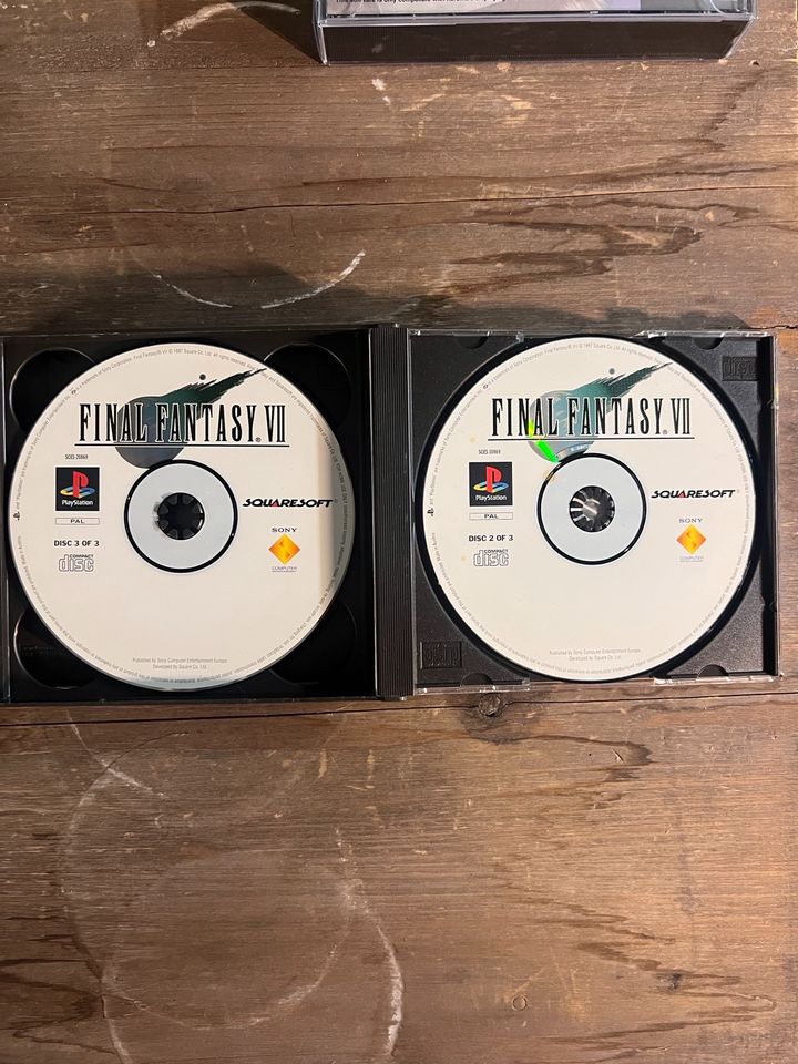 Ps1 PlayStation 1 Final Fantasy 7 und 8 in Berlin