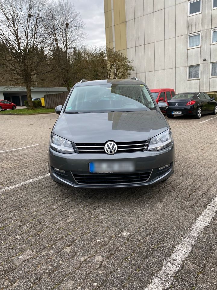 VW Sharan 2.0 TDI BMT Comfortline*SCHECKHEFT*8-Fache Bereifung* in Villingen-Schwenningen