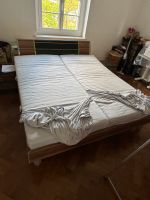 Bett Doppelbett mit Nachtschränkchen und Kommode Leipzig - Knautkleeberg-Knauthain Vorschau