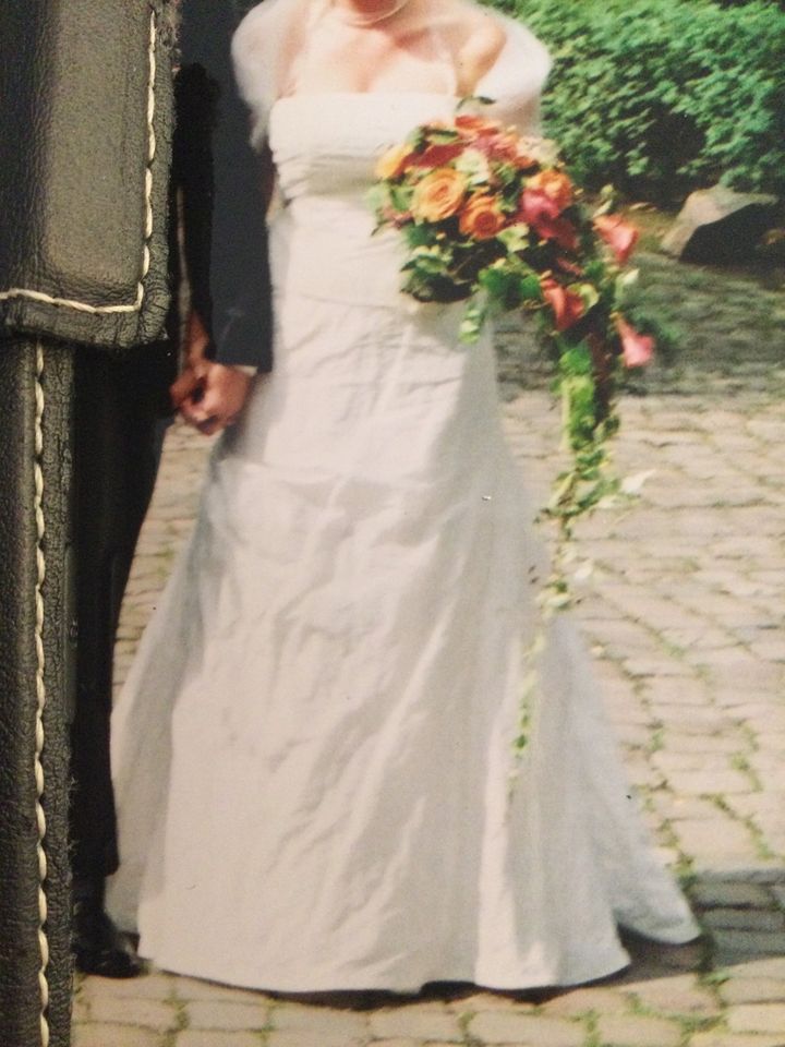 Hochzeitskleid Seide Größe 40 in Dortmund