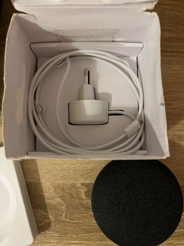 Google Home mini dunkelgrau in Duisburg