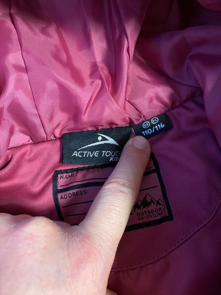 Schöne Jacke Active Touch gr. 110/116 neuwertig in Hemmingen