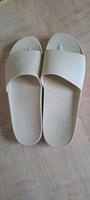 Crocs Pantolette beige W 10 Niedersachsen - Soltau Vorschau