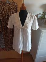 Tunika Shirt mit Spitze weiß von Zara in 36 S boho hippie Bayern - Erding Vorschau