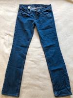 Benetton Lowrise Jeans Größe 27 Hessen - Langgöns Vorschau