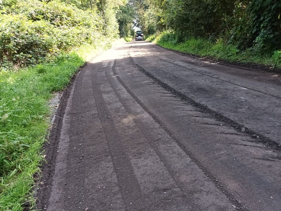 Wegebau, Wege fräsen, Wassergebundene Wege Instandhalten in Kerken