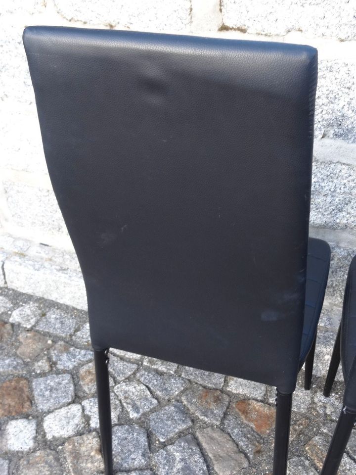 Stuhl schwarz (3 Stück vorhanden) in Belgern
