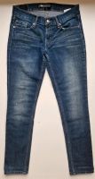 Jeanshose skinny wie Levis 524 Größe xs/34/w27 auch für Mädchen Frankfurt am Main - Bockenheim Vorschau