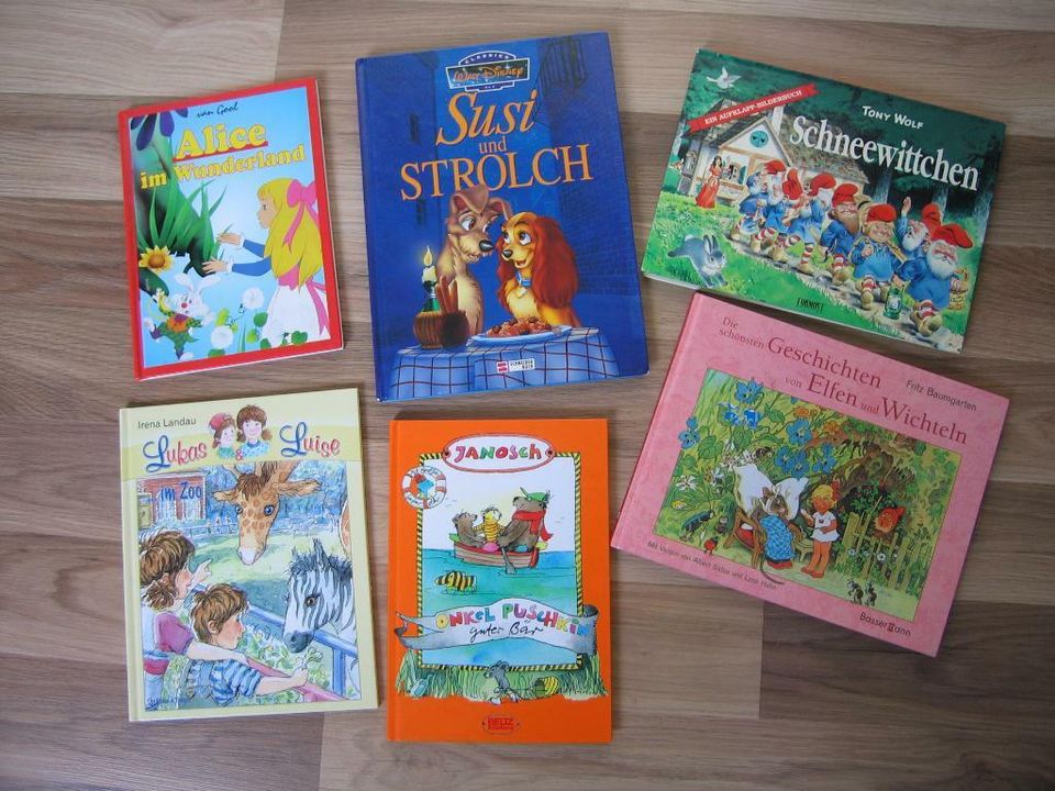 5 verschiedene Kinderbücher (Das Schneewittchen ist schon weg) in Freiburg im Breisgau