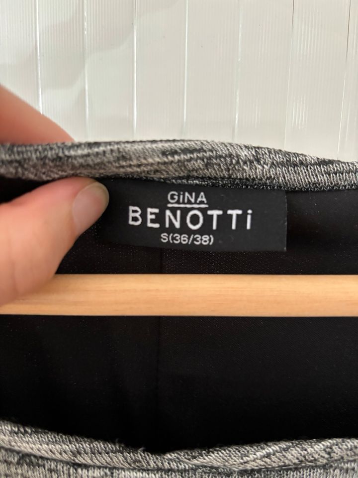 Grau/schwarzes Kleid von Gina Benotti S in Hannover