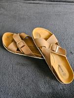 Braune Sandalen / Schlappen Berlin - Lichtenberg Vorschau