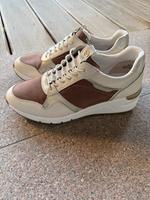 Tamaris Sneaker Größe 40 wie neu Nordrhein-Westfalen - Euskirchen Vorschau