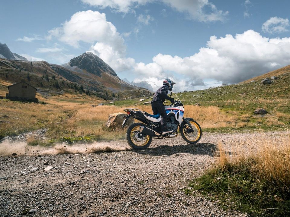 HONDA XL750 Transalp Tricolor in Winnenden