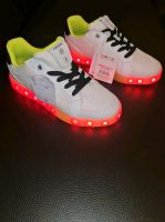 GEOX Kinderschuhe mit LED Beleuchtung Essen-West - Holsterhausen Vorschau