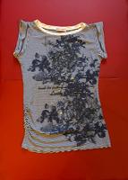 Kurzes T-Shirt Gr. S Berlin - Treptow Vorschau