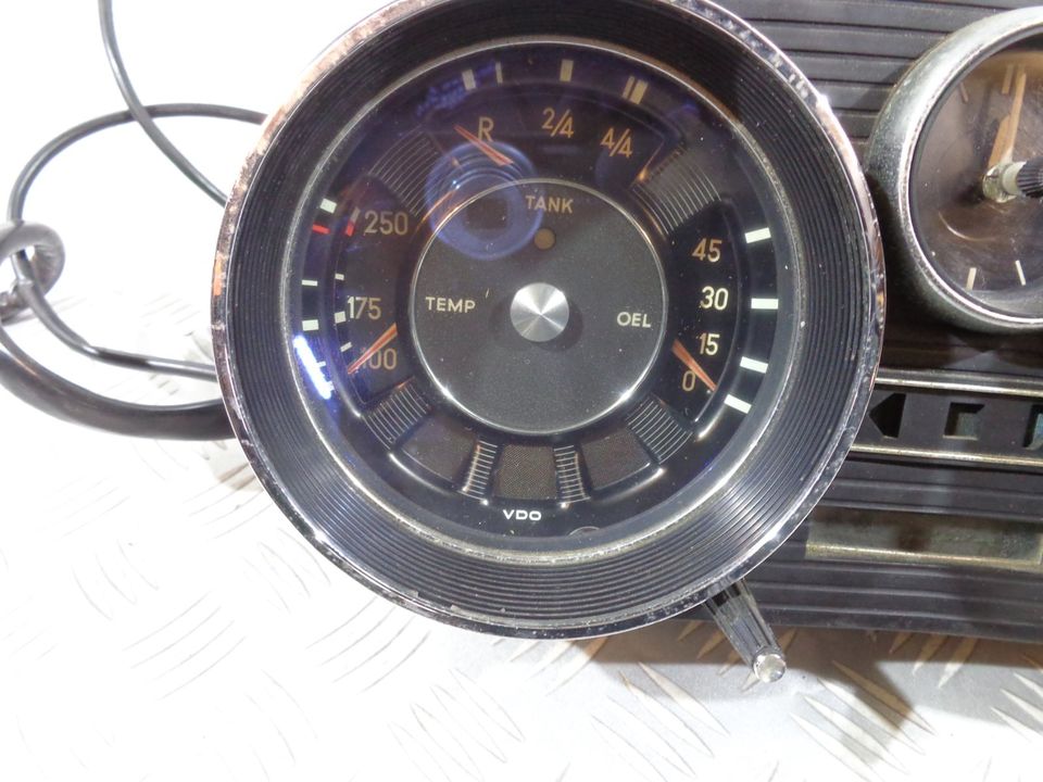 Mercedes W108 Kombiinstrument Tachometer in Regensburg