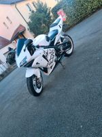 Honda CBR 600 RR PC37 TÜV 08.25 Nordrhein-Westfalen - Salzkotten Vorschau