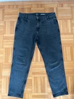 C&A Jeans Straight Tapered mid waist Short grau Gr. 40 Düsseldorf - Flingern Nord Vorschau