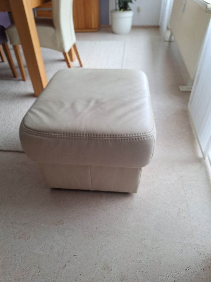 Hocker, Couchhocker aus Leder, beige in Hürth