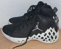 Jordan Nike Jumpman Diamond Mid 44,5 Basketballschuhe Sportschuhe Nordrhein-Westfalen - Minden Vorschau