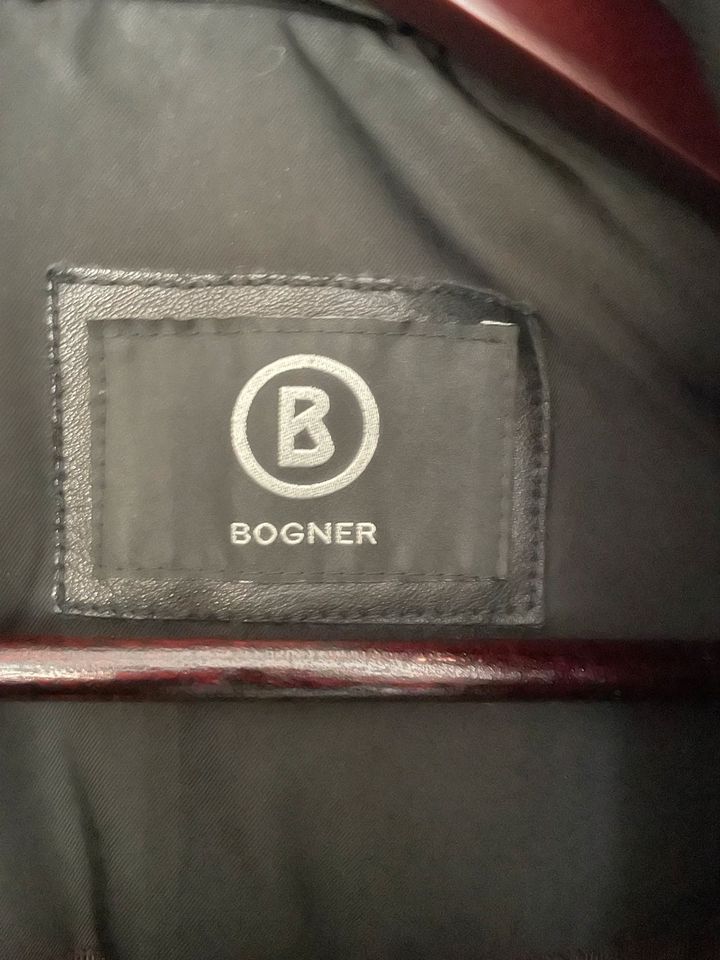 BognerJacke Gr. XL in Lünen