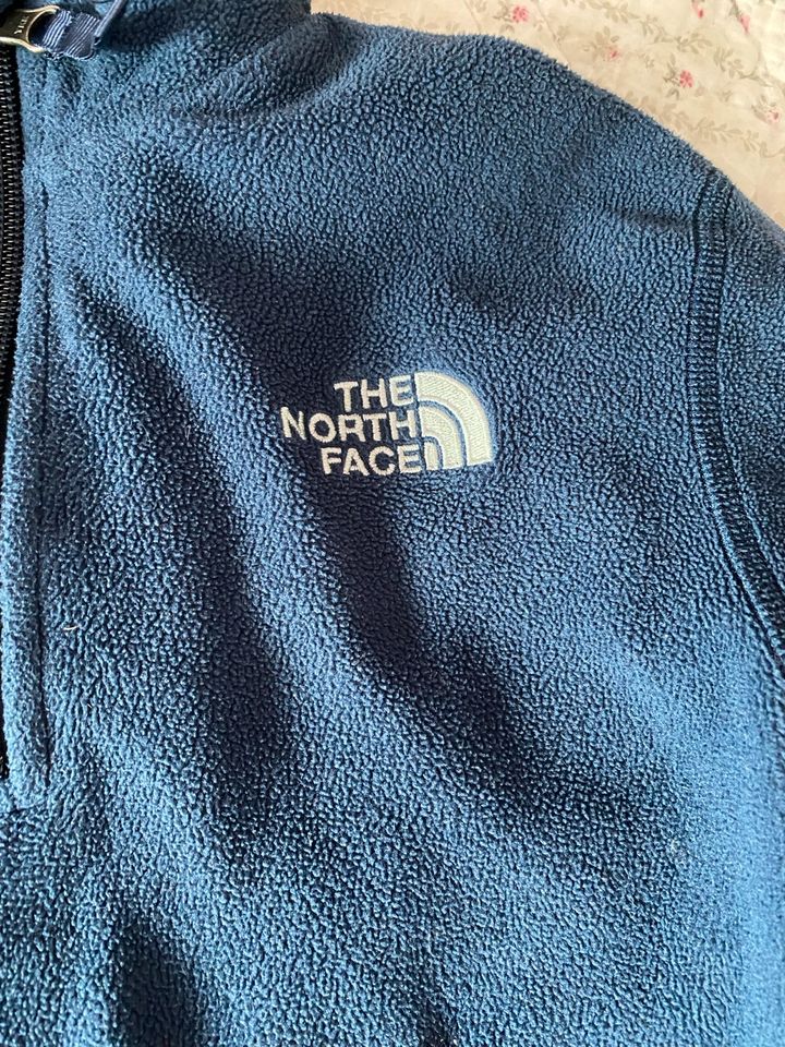 The North Face Fleece Pullover Gr 140 in Friesoythe
