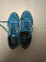 Asics Hallenschuhe, Größe 38, blau Mülheim - Köln Höhenhaus Vorschau