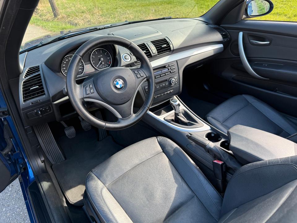 BMW 118i Cabrio | Montegoblau | H&R Federn | BMW Perform. Auspuff in Aldingen