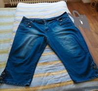 Damenjeans kurz Saarland - Schwalbach Vorschau