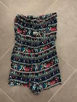 Kurzer jumpsuit mit Muster H&M Größe 36 Bayern - Thüngersheim Vorschau