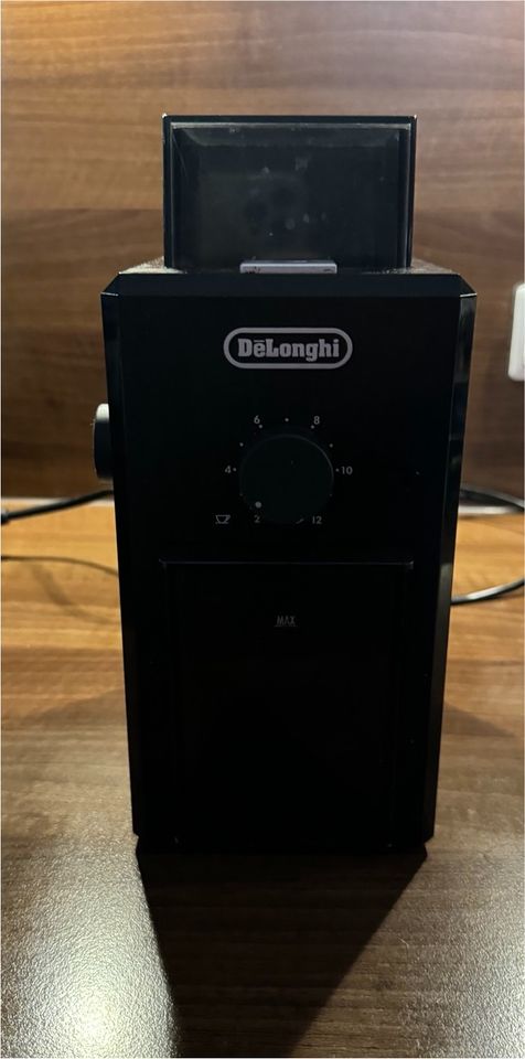 De‘Longhi professionelle elektrische Kaffeemühle KG79 in Taufkirchen