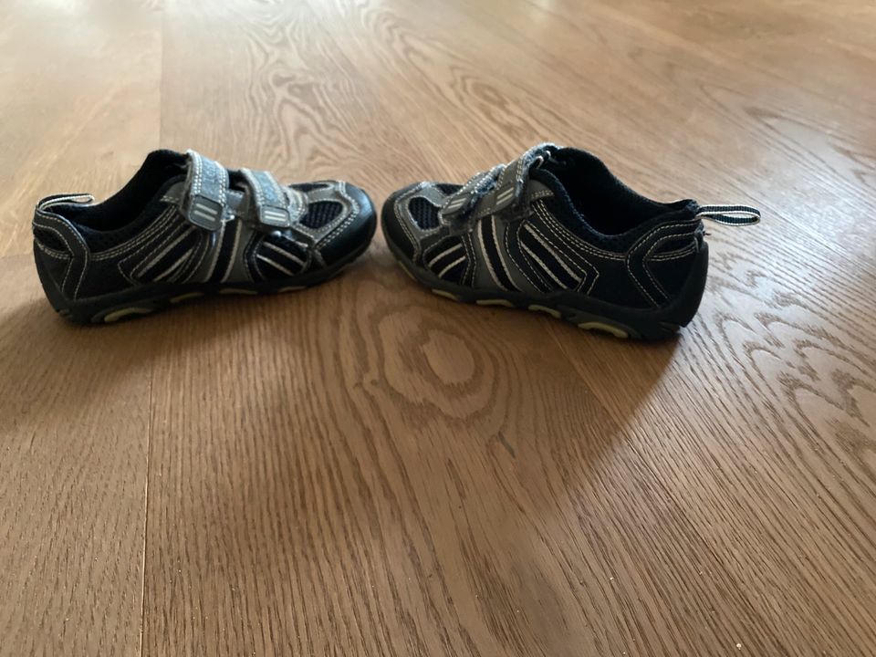 Teddy Sports Schuhe Junge Größe 27 in Miltenberg