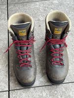Meindl, Bergstiefel Wanderschuhe, Steigeisenfest, Gore-Tex 9,5 43 Hessen - Rodgau Vorschau