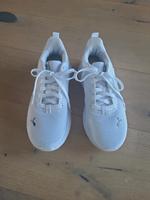 puma sneaker Sportschuh  gr 39 weiß Hessen - Rüsselsheim Vorschau