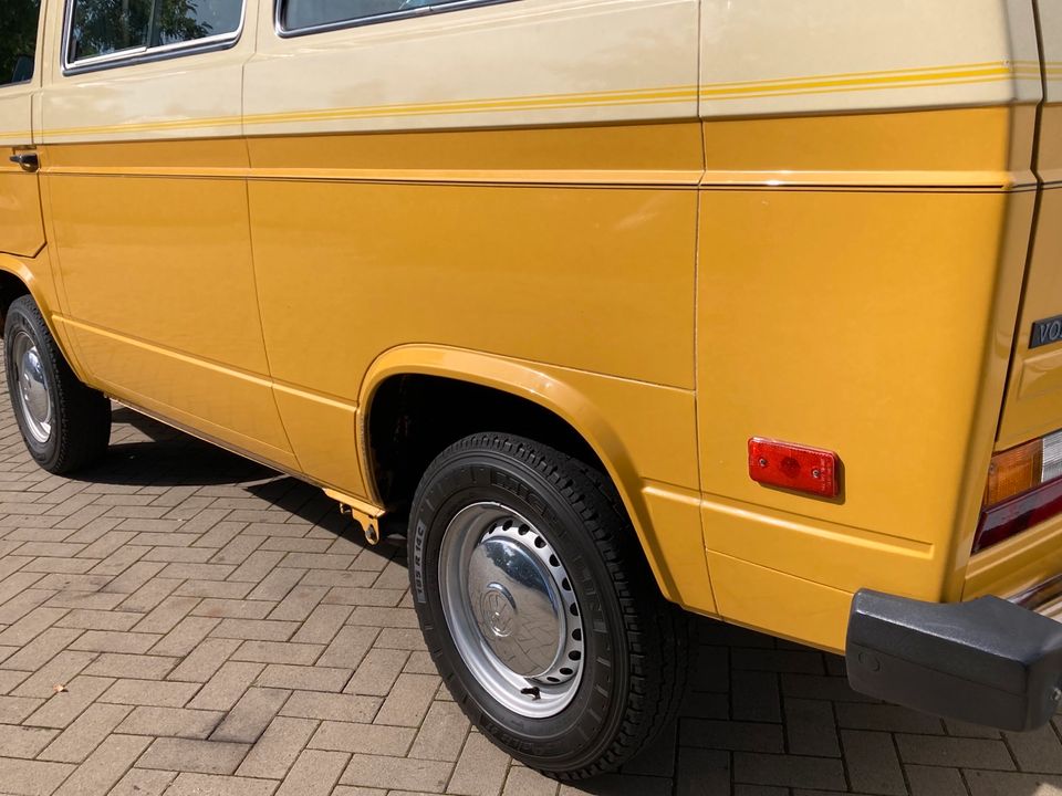 VW Bus T3 1981 US Import - rostfrei  in traumhaftem  Zustand in Göttingen