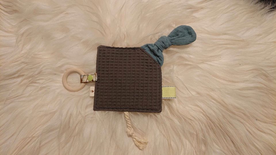 Wickeltasche, Knistertuch mit Beißring, handmade in Schöneck