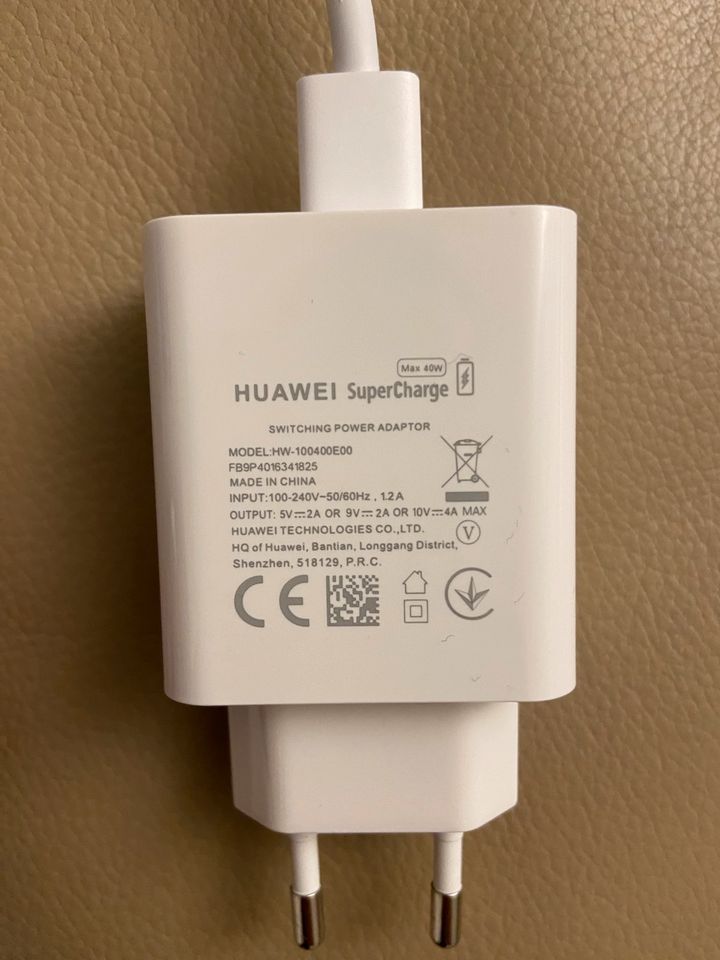 Huawei Schnellladegerät 40W in Flörsheim am Main