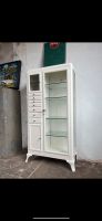 Antike Arztvitrine Arztschrank Art Deco Schrank Vitrine Buffet Nordrhein-Westfalen - Hamm Vorschau