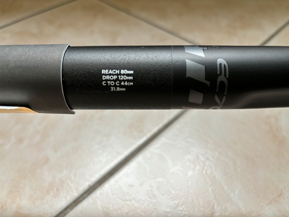 Easton EC 70 ax Carbon Gravel Lenker 440 mm in Leipzig