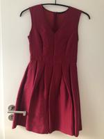 Sisley Kleid Gr. S knielang Nordrhein-Westfalen - Bergneustadt Vorschau