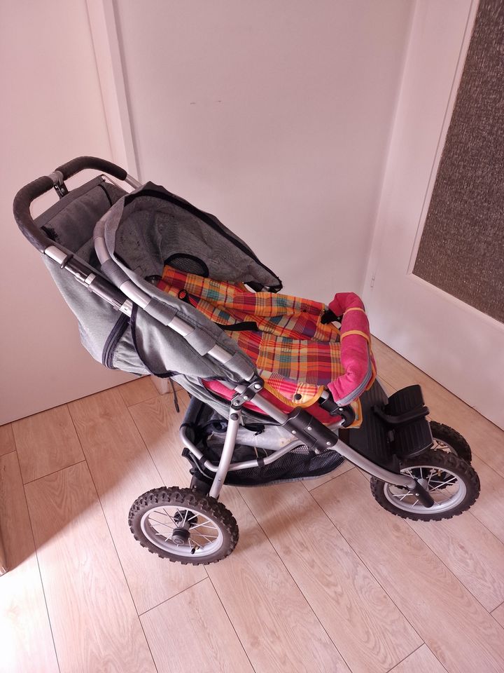 Teutonia Jogger Y2K Kinderwagen Luftreifen Bremse in Neuss