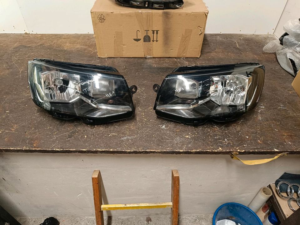 VW T6 Transporter 7E Halogen Scheinwerfer in Recklinghausen